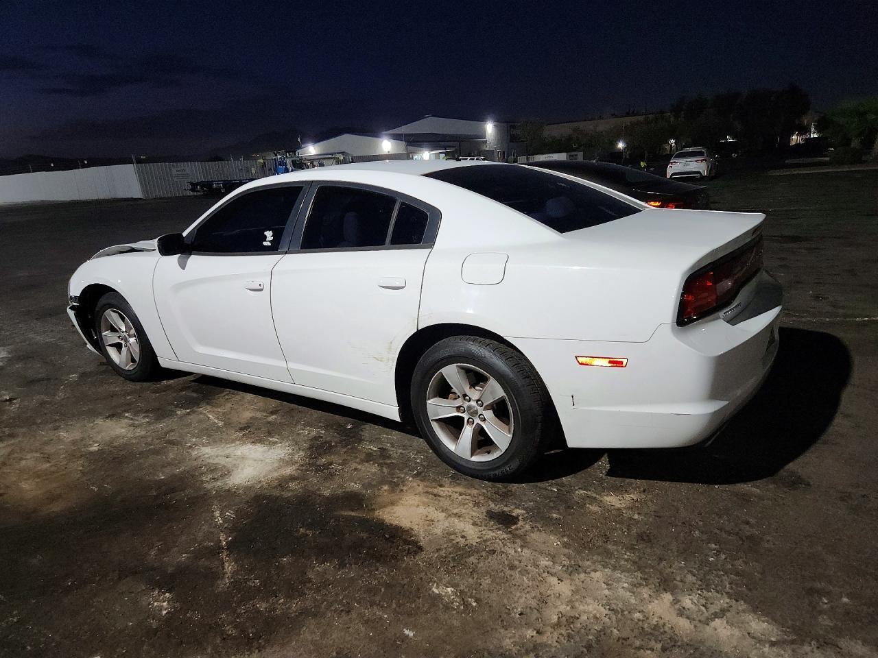 2014 Dodge Charger Se - zdjęcie 2