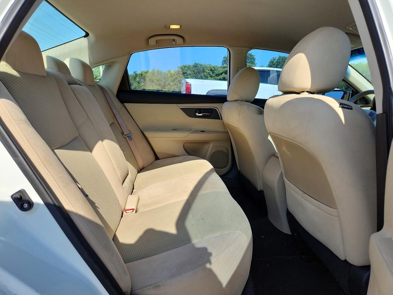 2015 Nissan Altima 2.5 S - zdjęcie 10