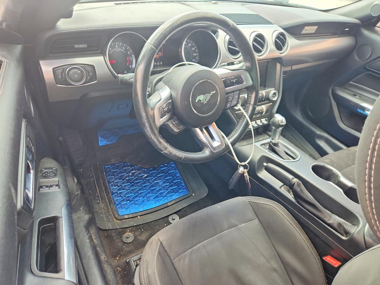 2018 Ford Mustang - zdjęcie 8