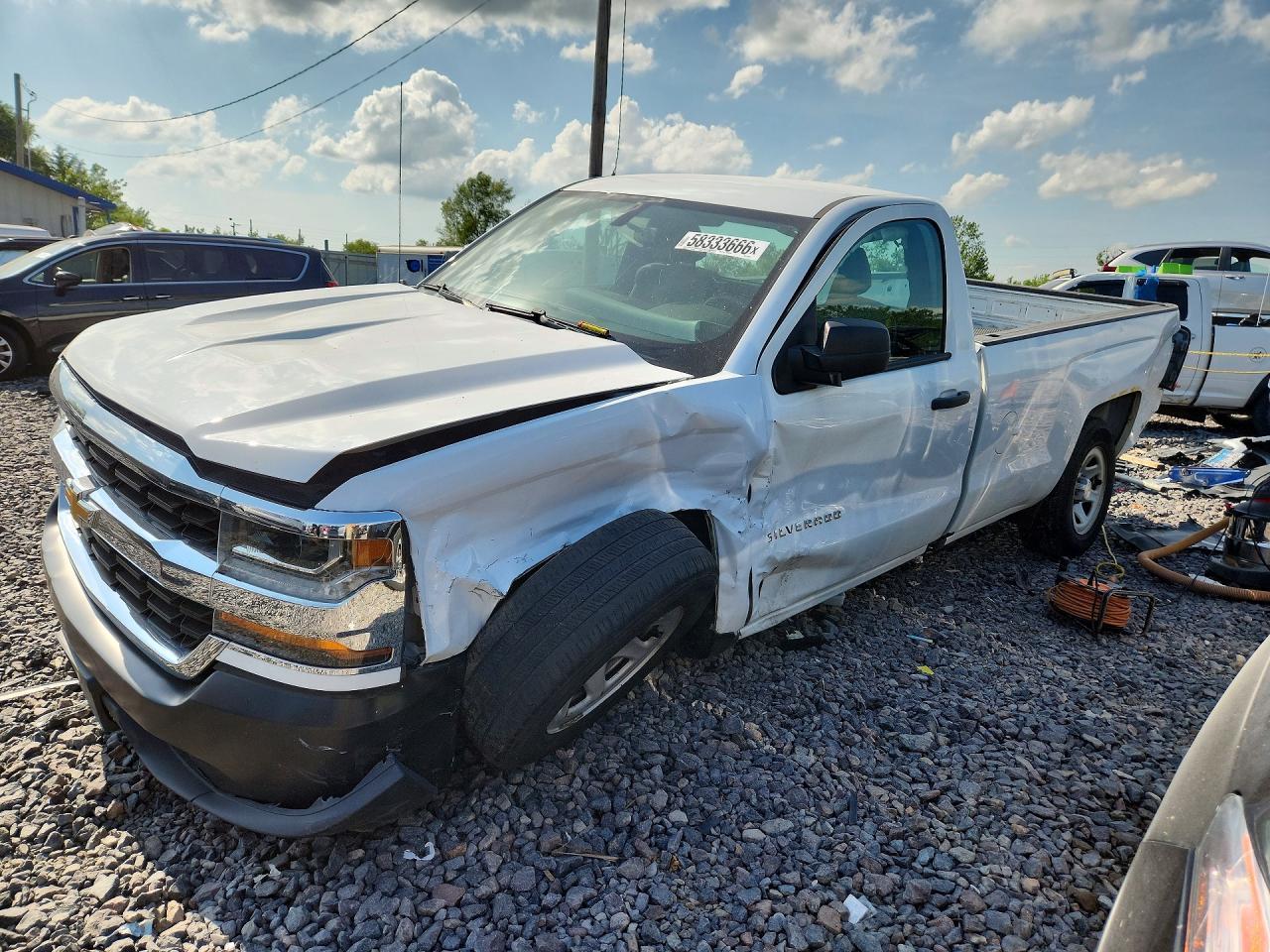2017 Chevrolet Silverado C1500 - zdjęcie główne