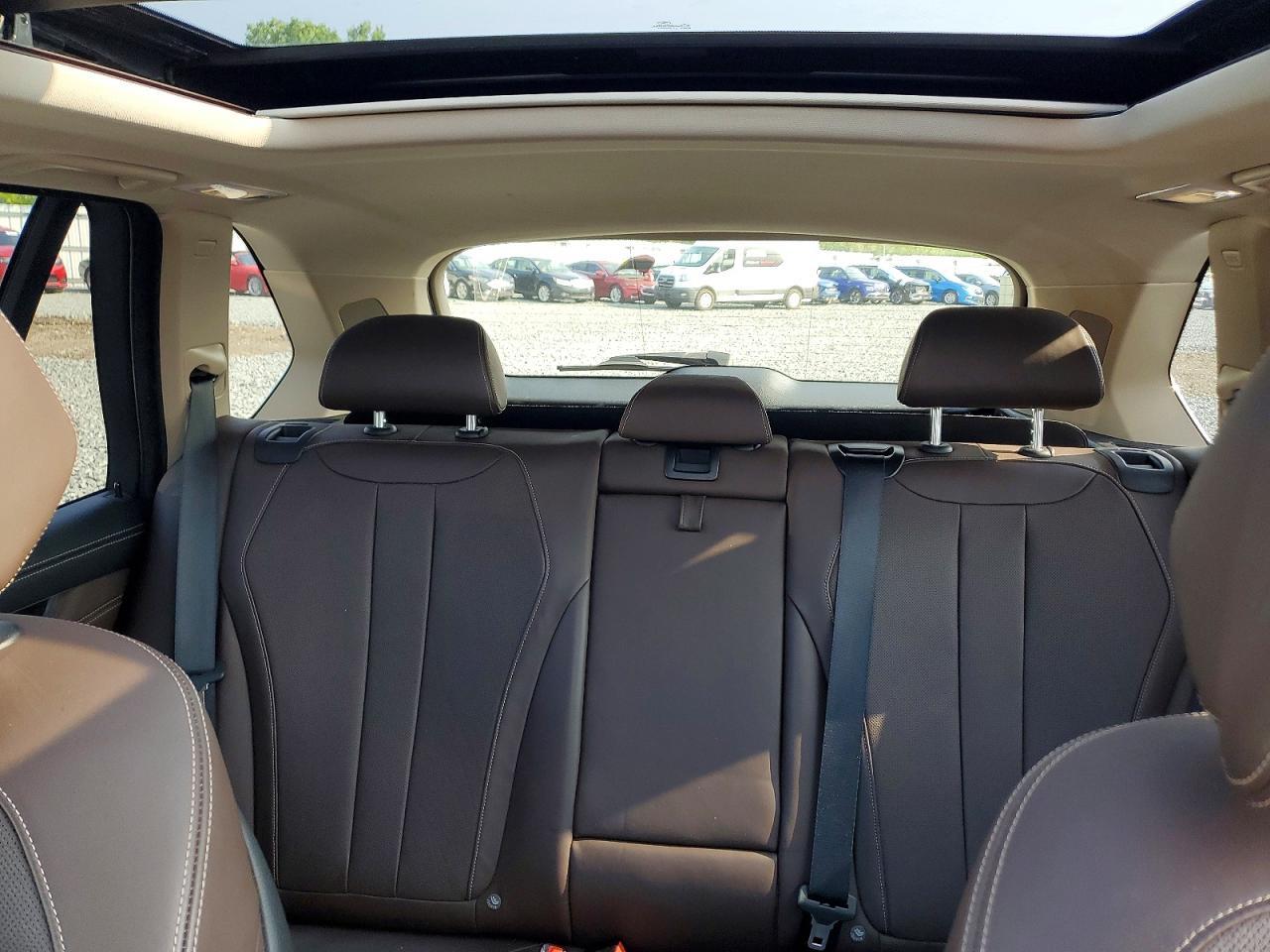 2016 BMW X5 xDrive35I - zdjęcie 10