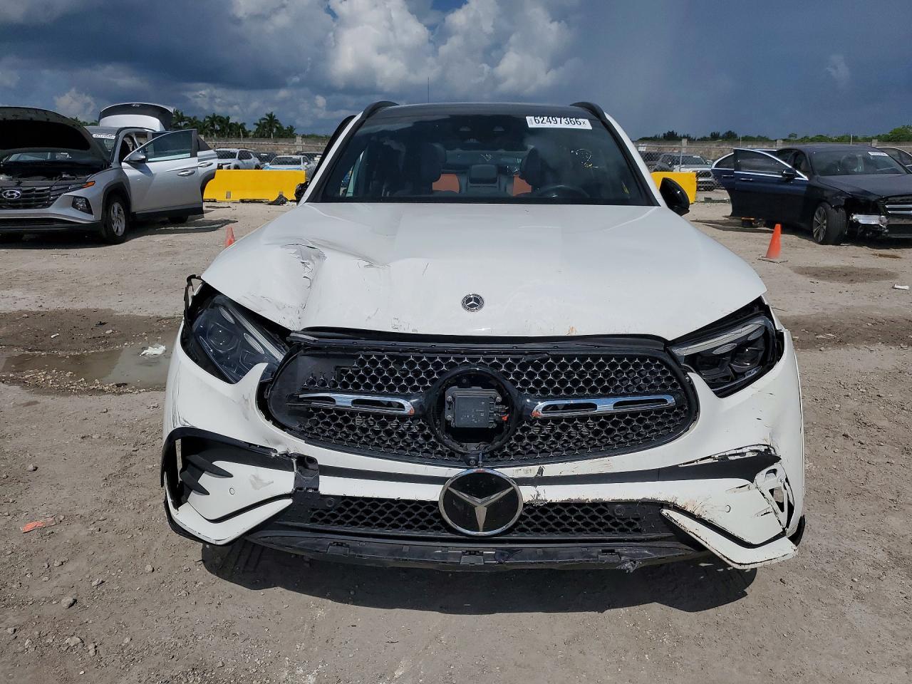 2023 Mercedes-Benz Glc 300 - zdjęcie 5