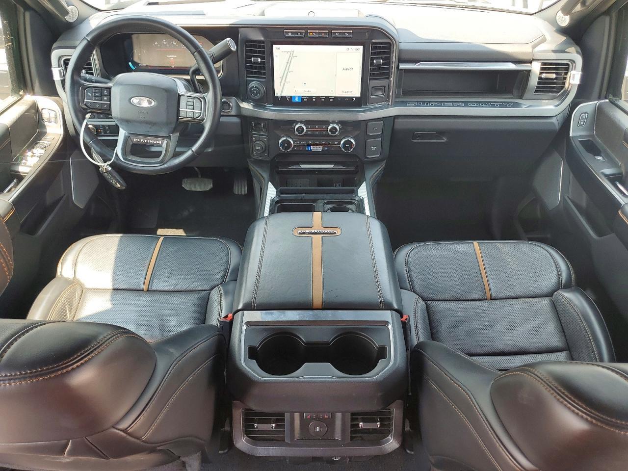 2024 Ford F250 Super Duty - zdjęcie 8
