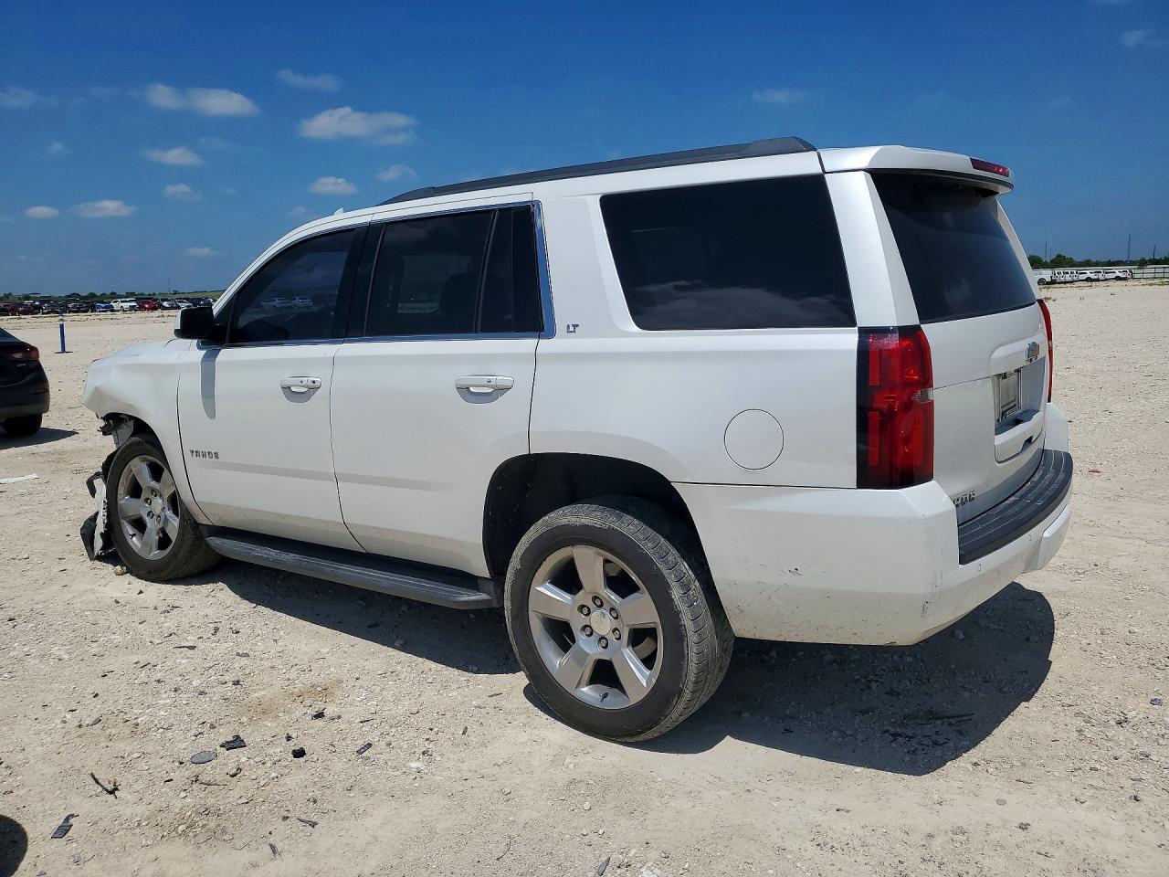2017 Chevrolet Tahoe C1500 Lt - zdjęcie 2