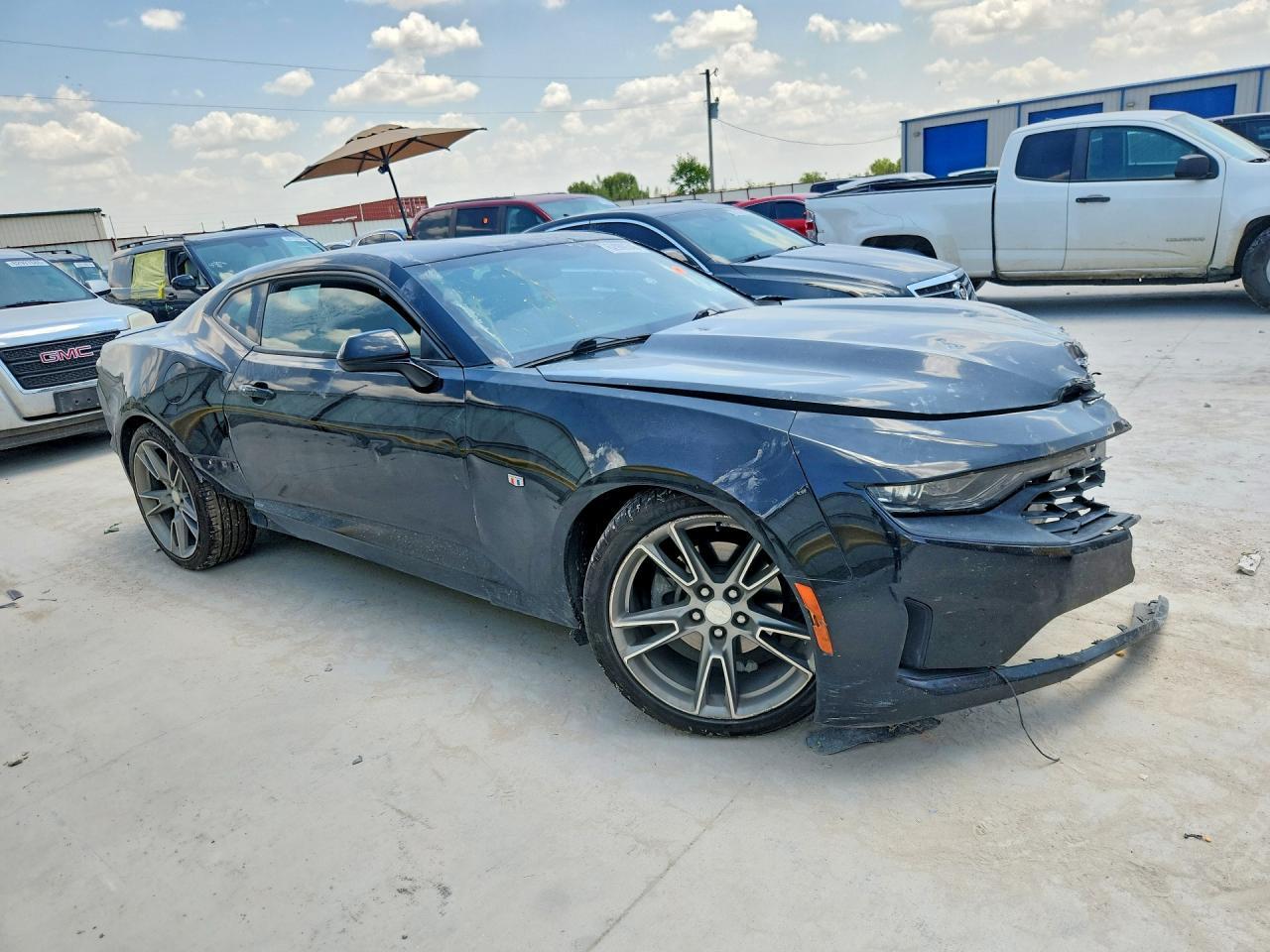 2019 Chevrolet Camaro Ls - zdjęcie 4