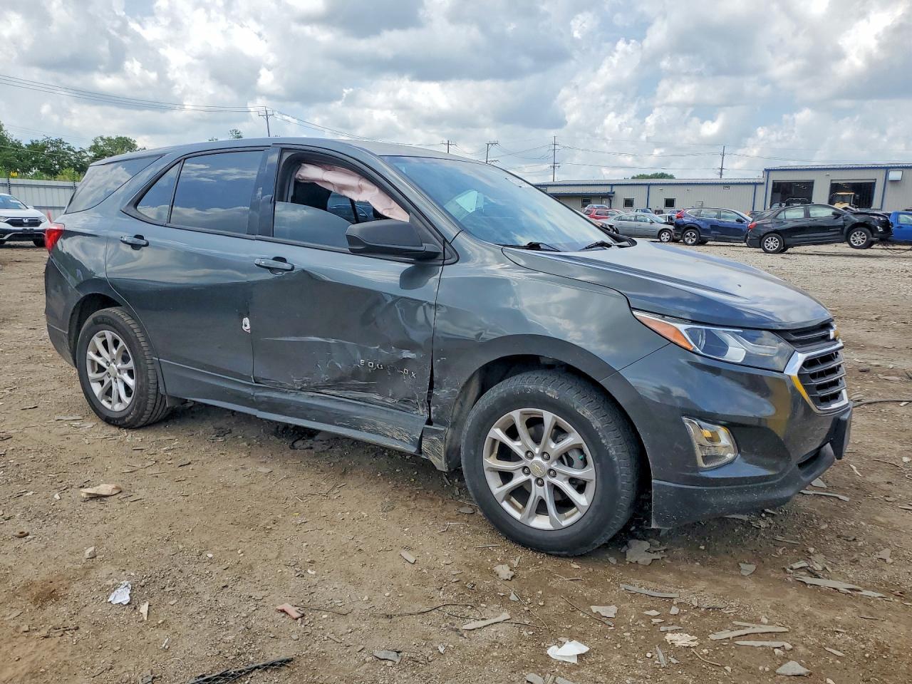 2018 Chevrolet Equinox Ls - zdjęcie 4