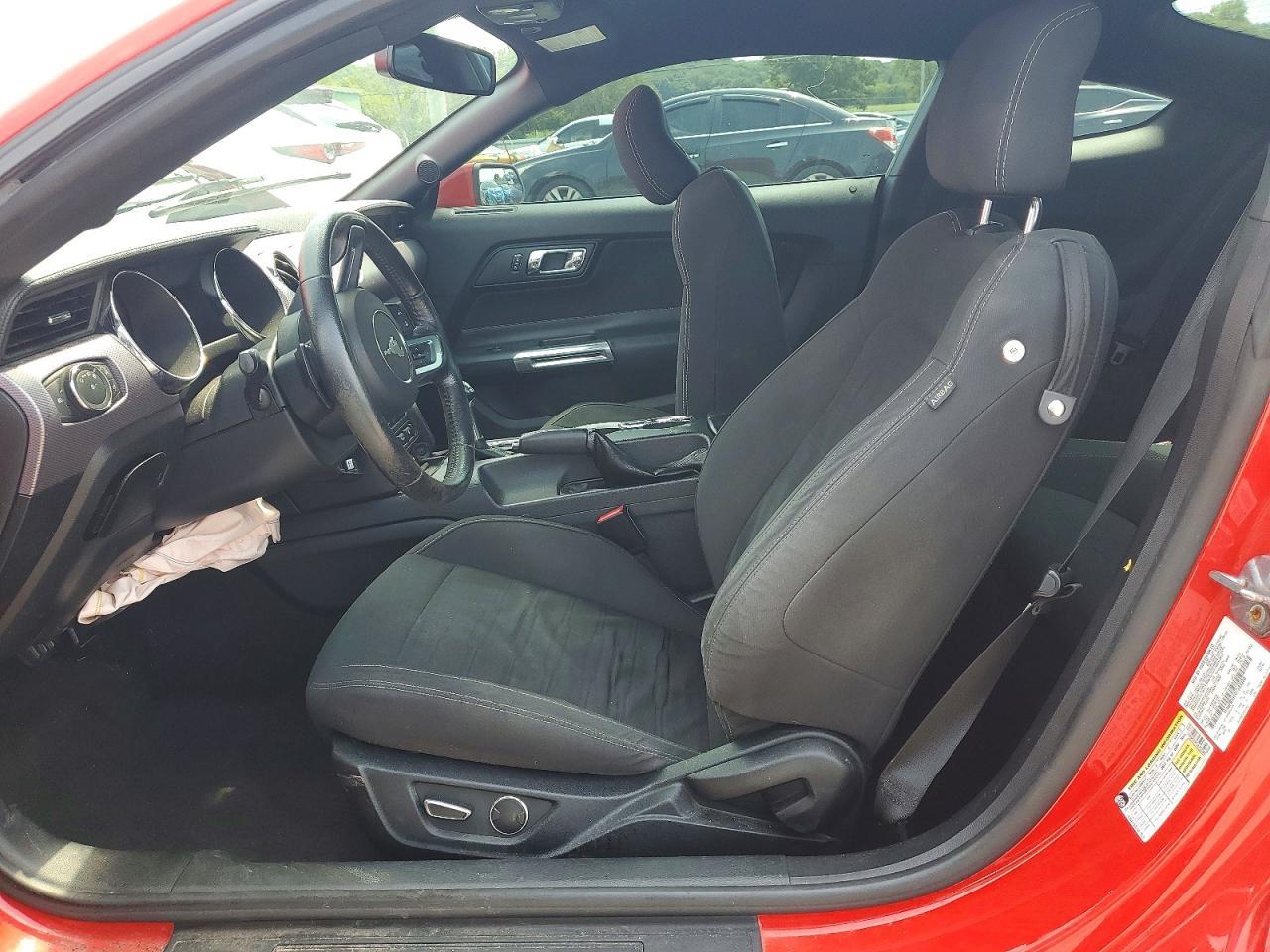 2016 Ford Mustang - zdjęcie 7