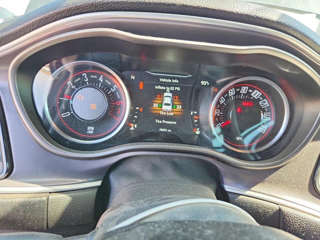 2019 Dodge Challenger R/T - zdjęcie 9