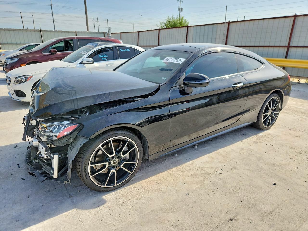 2021 Mercedes-Benz C 300 - zdjęcie główne