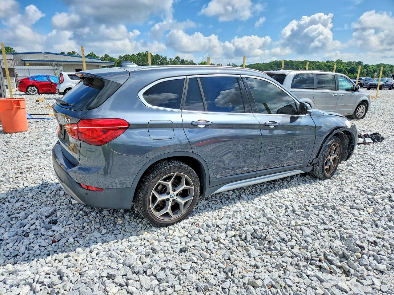 2016 BMW X1 xDrive28I - zdjęcie 3