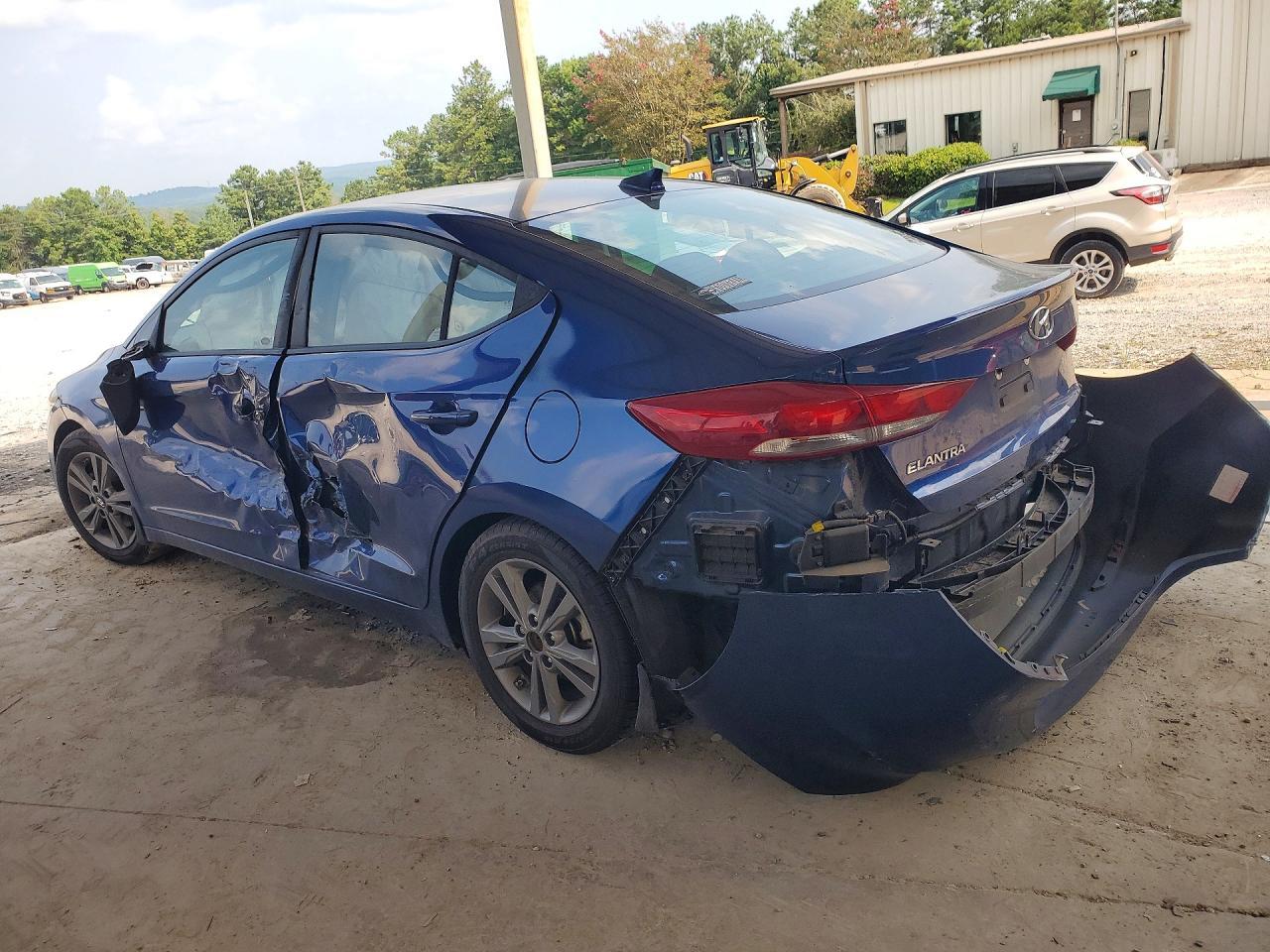 2018 Hyundai Elantra Sel - zdjęcie 2