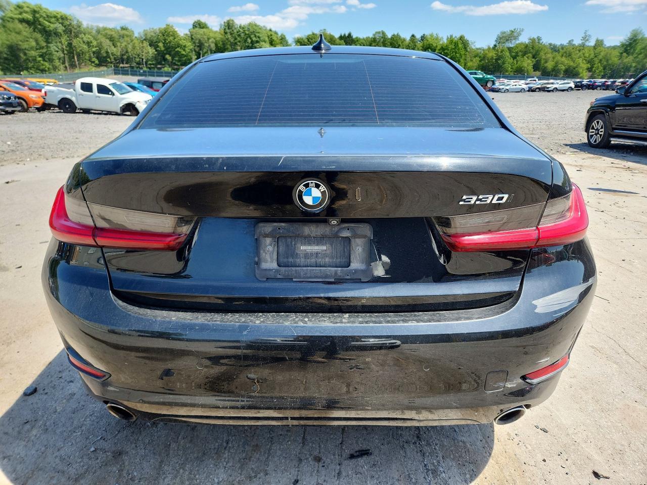 2020 BMW 330I - zdjęcie 6