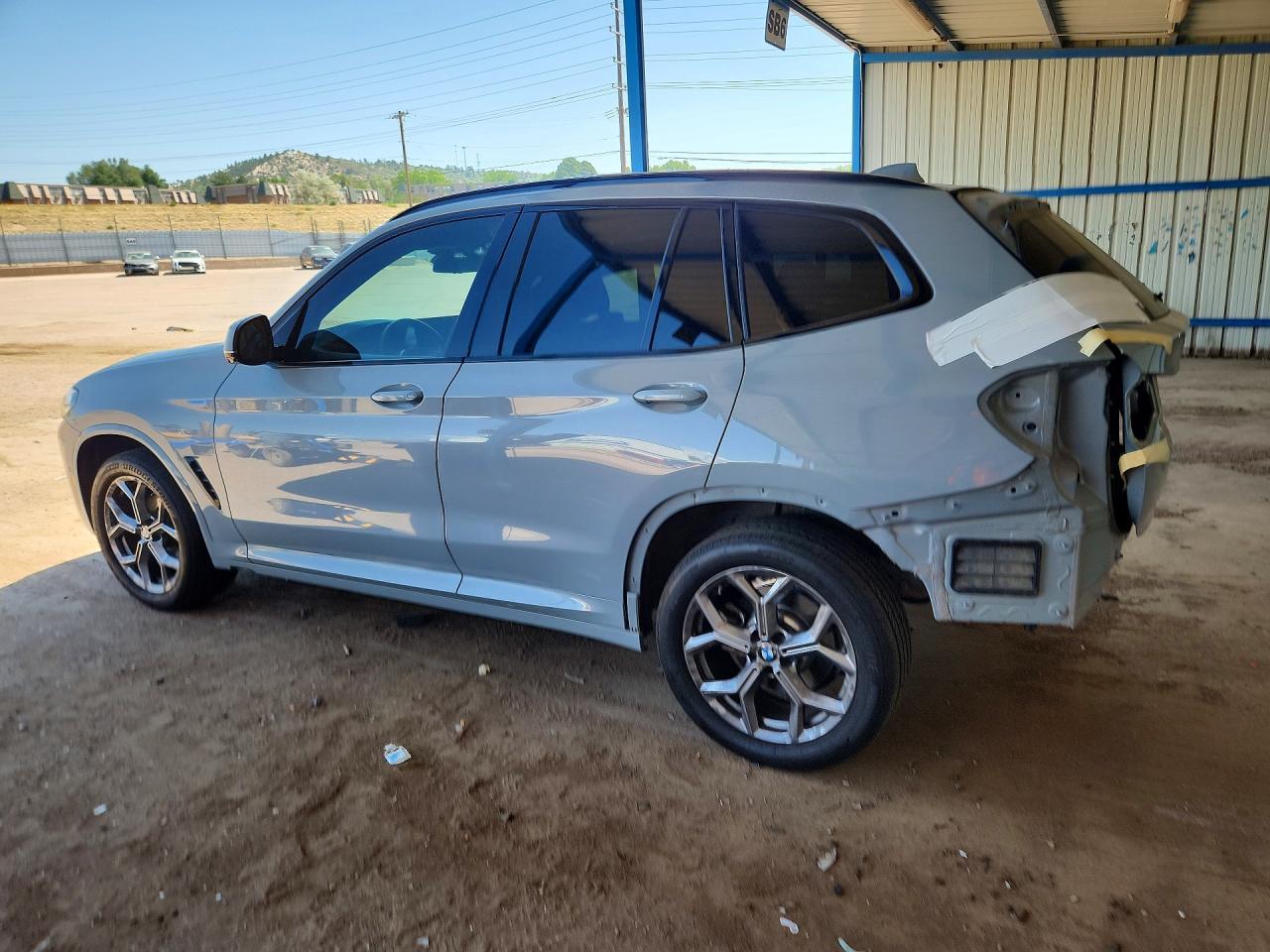 2023 BMW X3 xDrive30I - zdjęcie 2