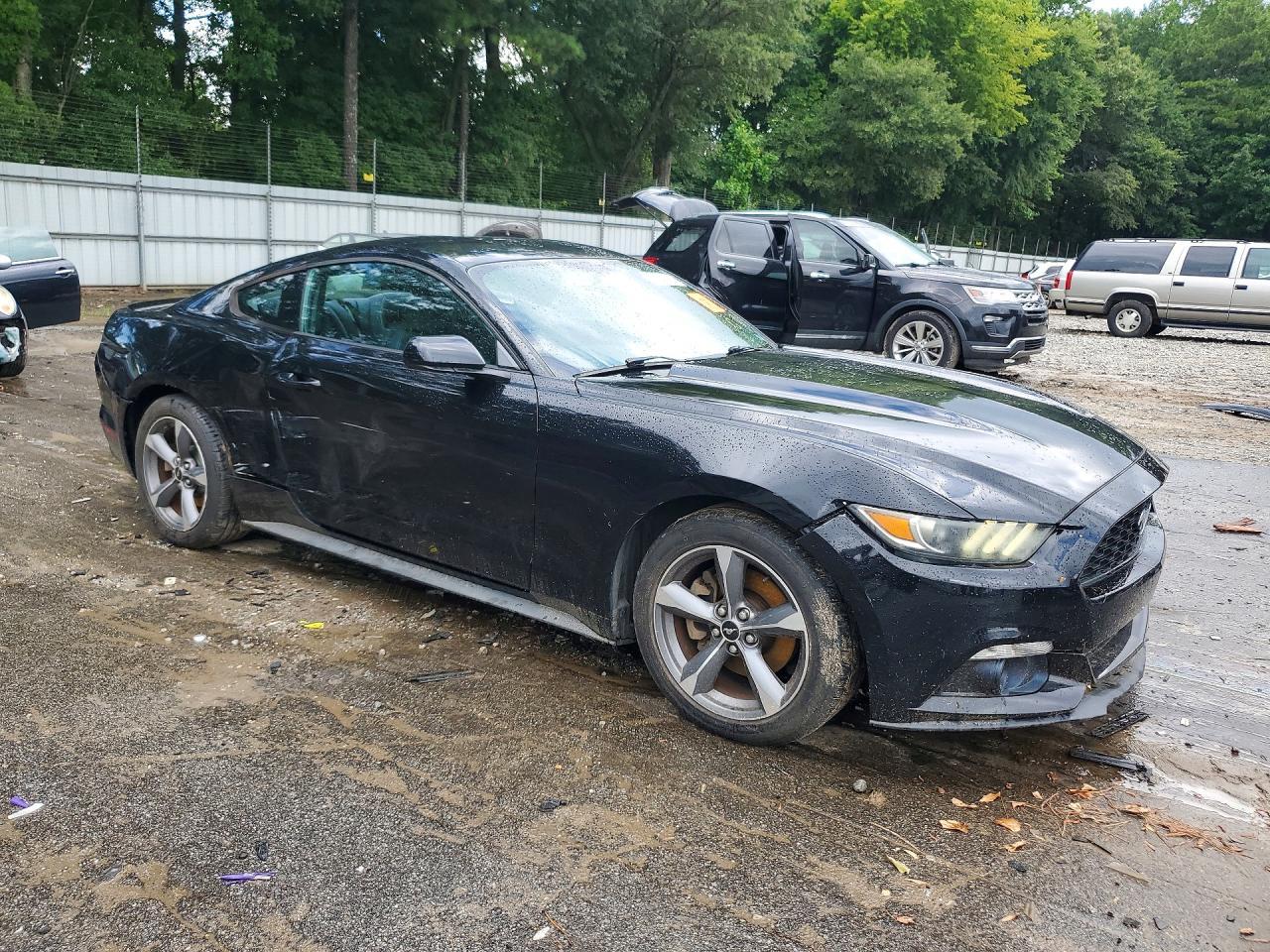2016 Ford Mustang - zdjęcie 4