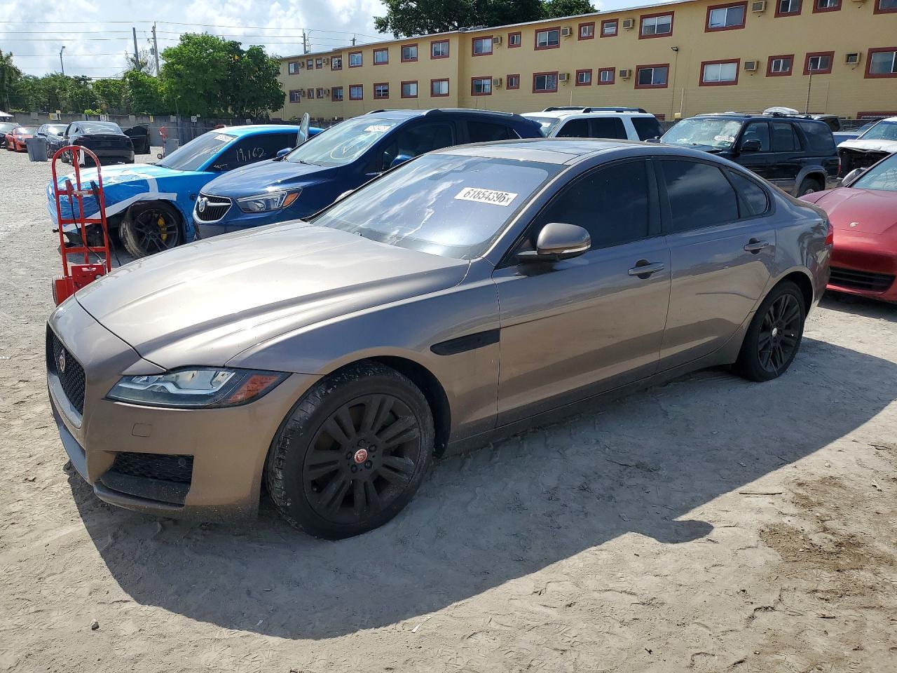2017 Jaguar Xf Premium - zdjęcie główne