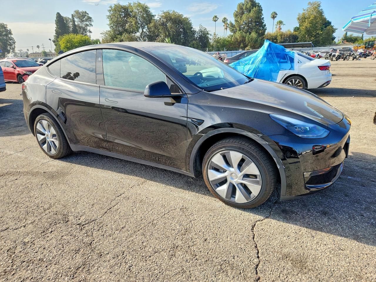 2023 Tesla Model Y - zdjęcie 4