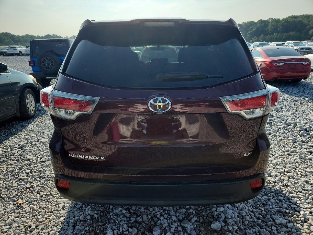 2014 Toyota Highlander Le - zdjęcie 6