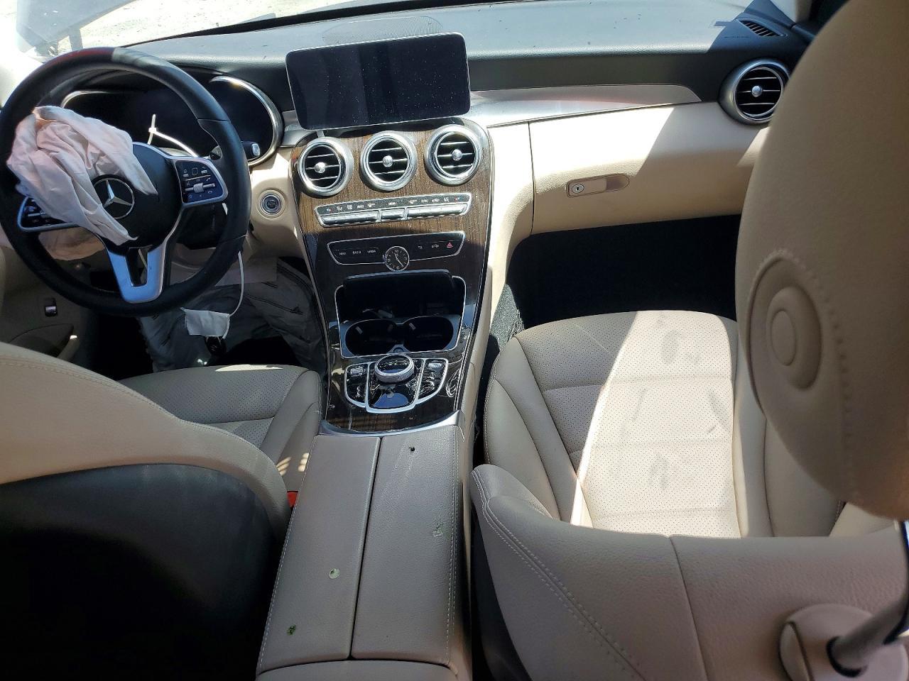 2020 Mercedes-Benz C 300 - zdjęcie 8