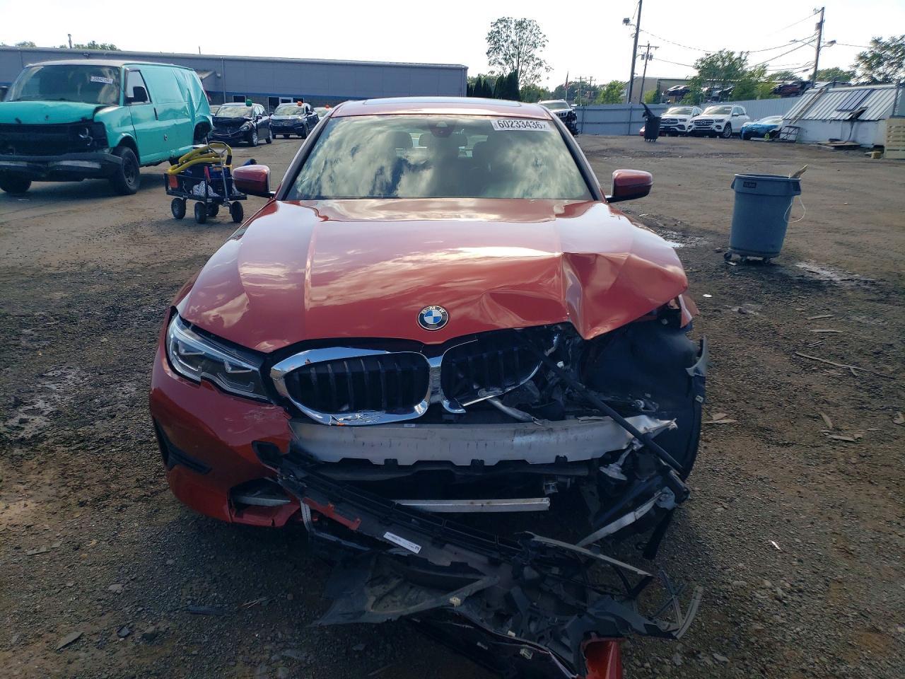 2019 BMW Seria 3 330i - zdjęcie 5