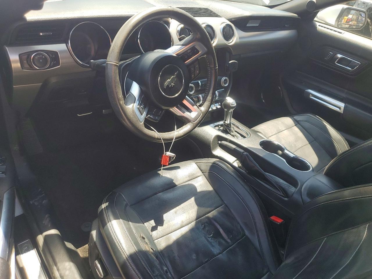 2015 Ford Mustang - zdjęcie 8