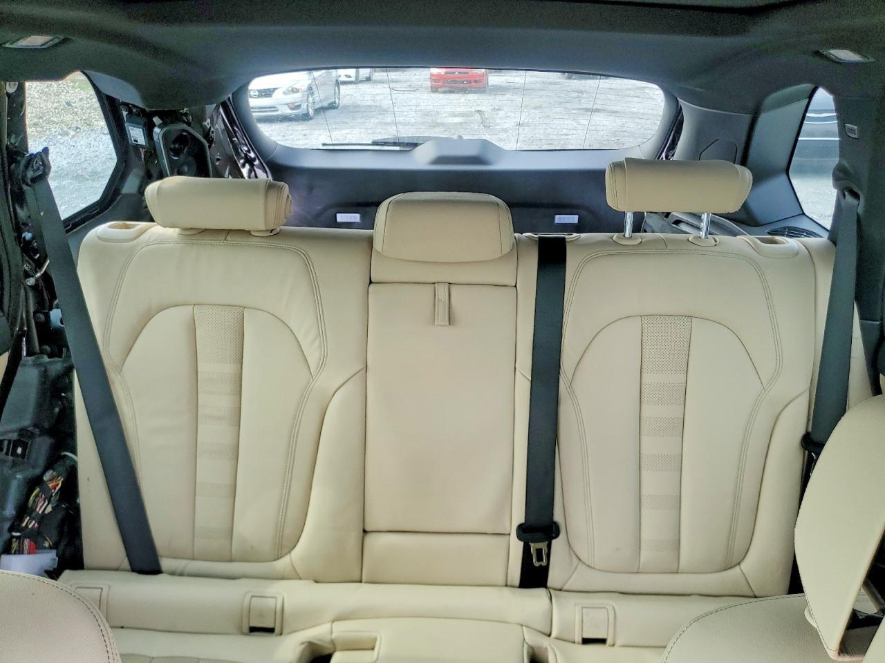 2021 BMW X5 xDrive40I - zdjęcie 10