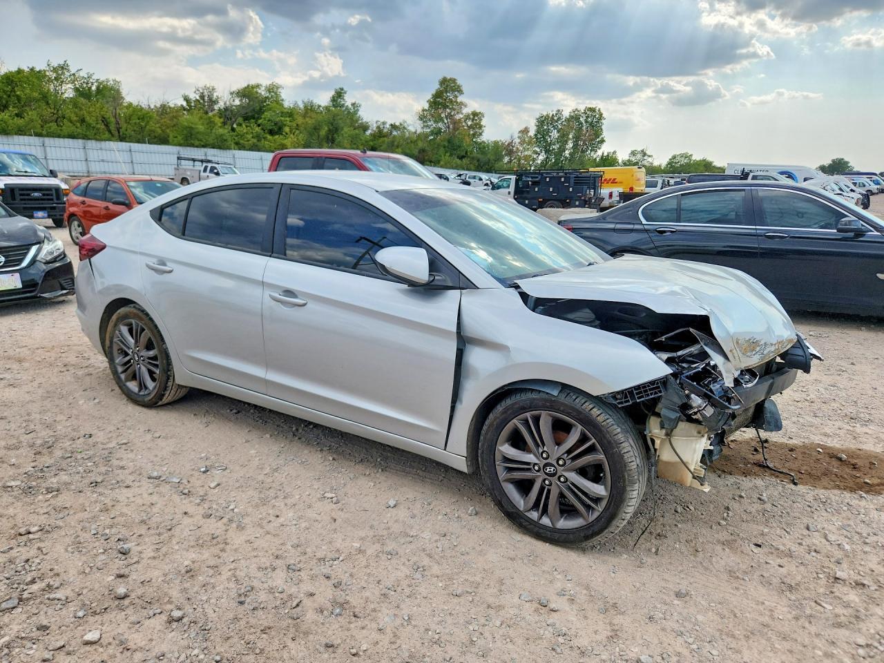 2019 Hyundai Elantra Se - zdjęcie 4