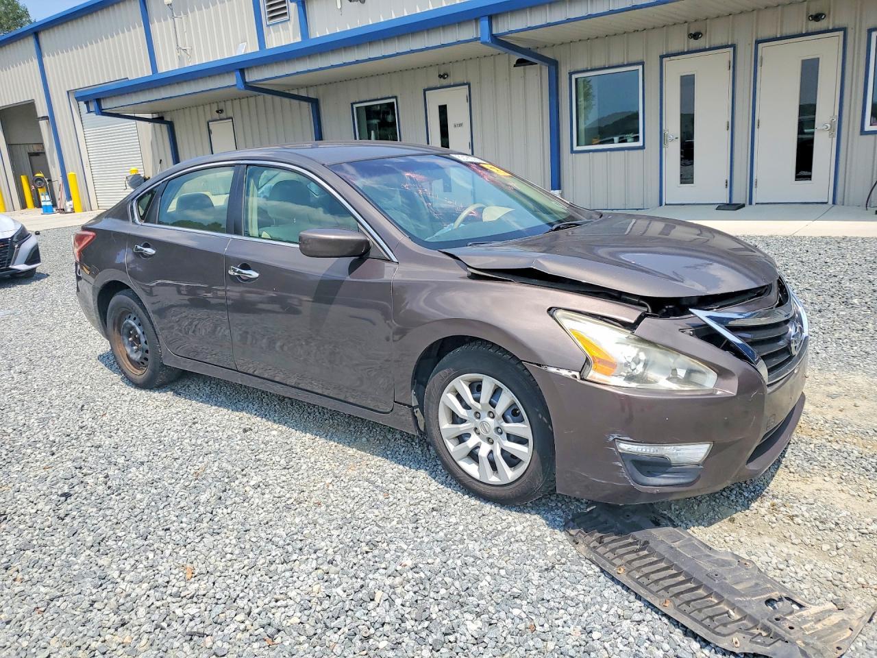 2013 Nissan Altima 2.5 - zdjęcie 4