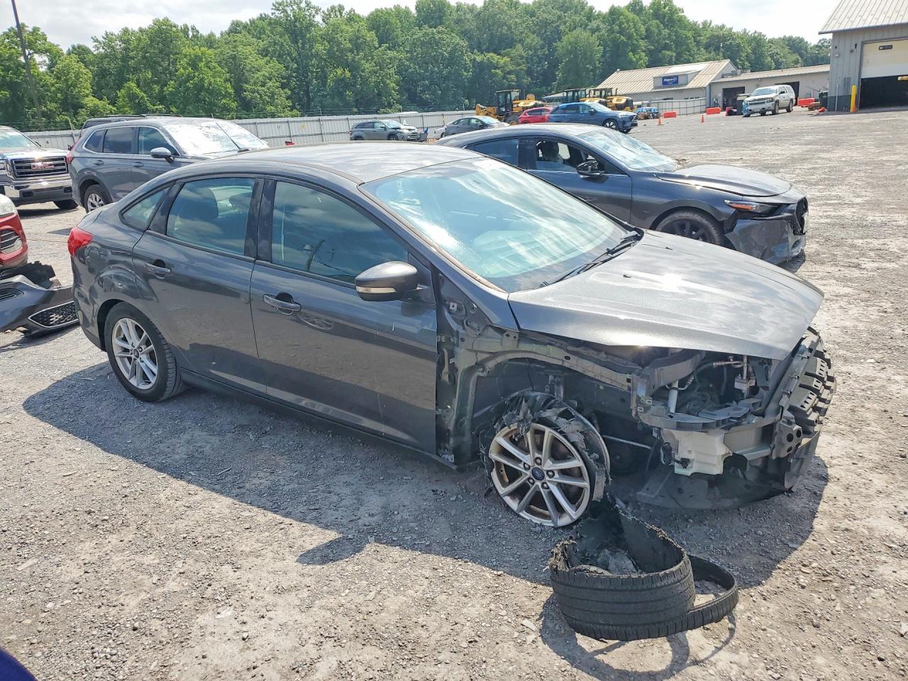 2016 Ford Focus Se - zdjęcie 4