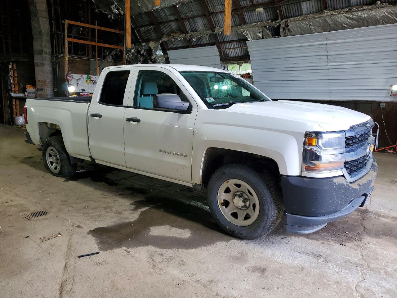 2016 Chevrolet Silverado C1500 - zdjęcie 4