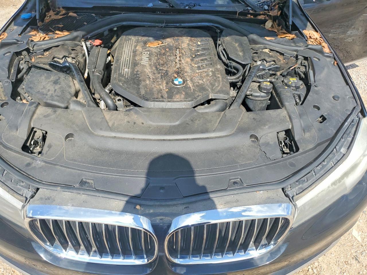 2017 BMW 740 I - zdjęcie 11