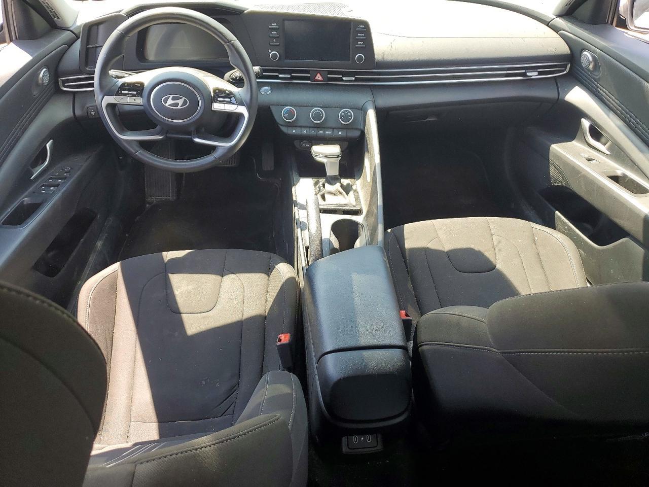 2025 Hyundai Elantra Sel Sport - zdjęcie 8