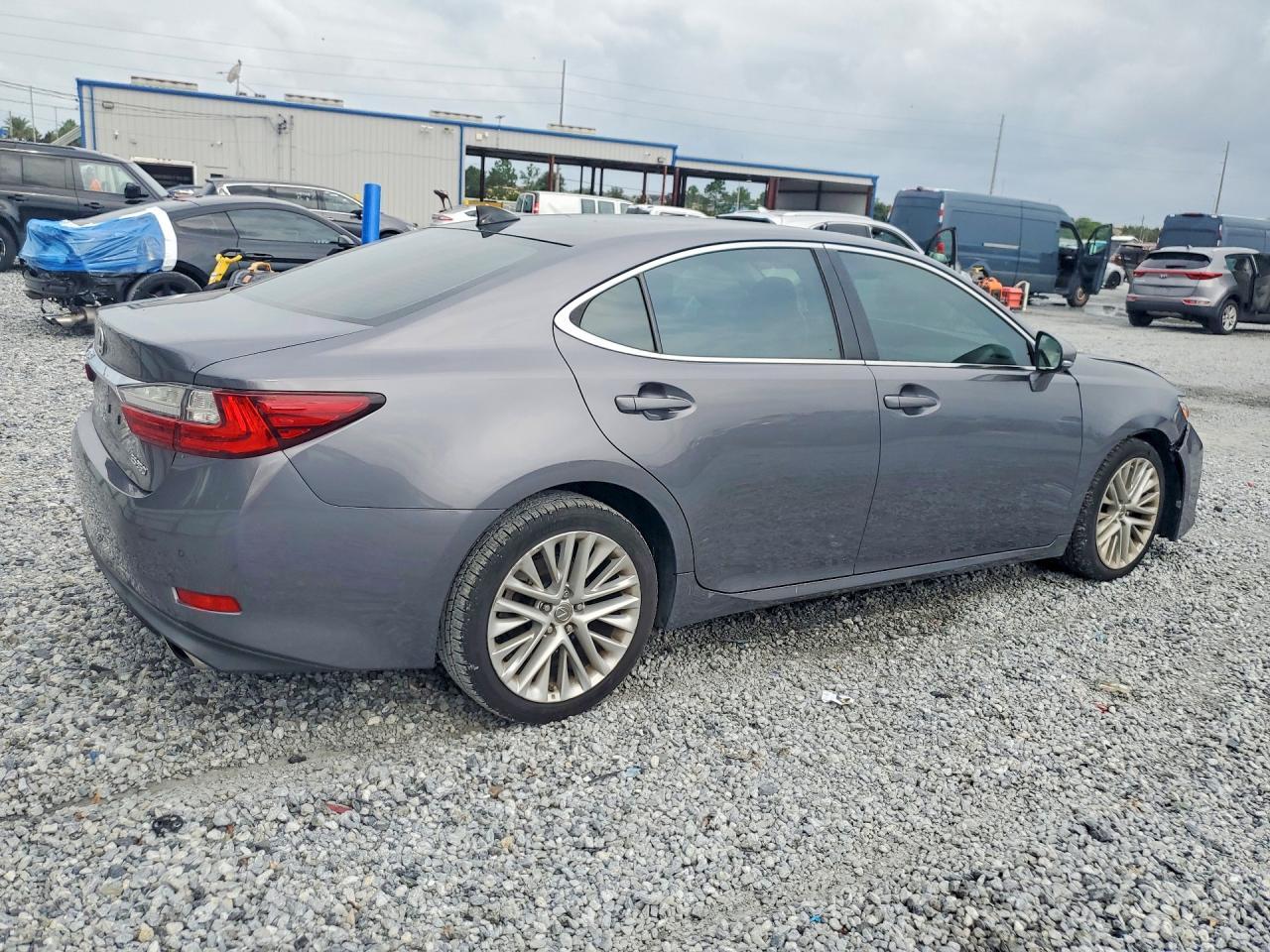 2016 Lexus Es 350 - zdjęcie 3