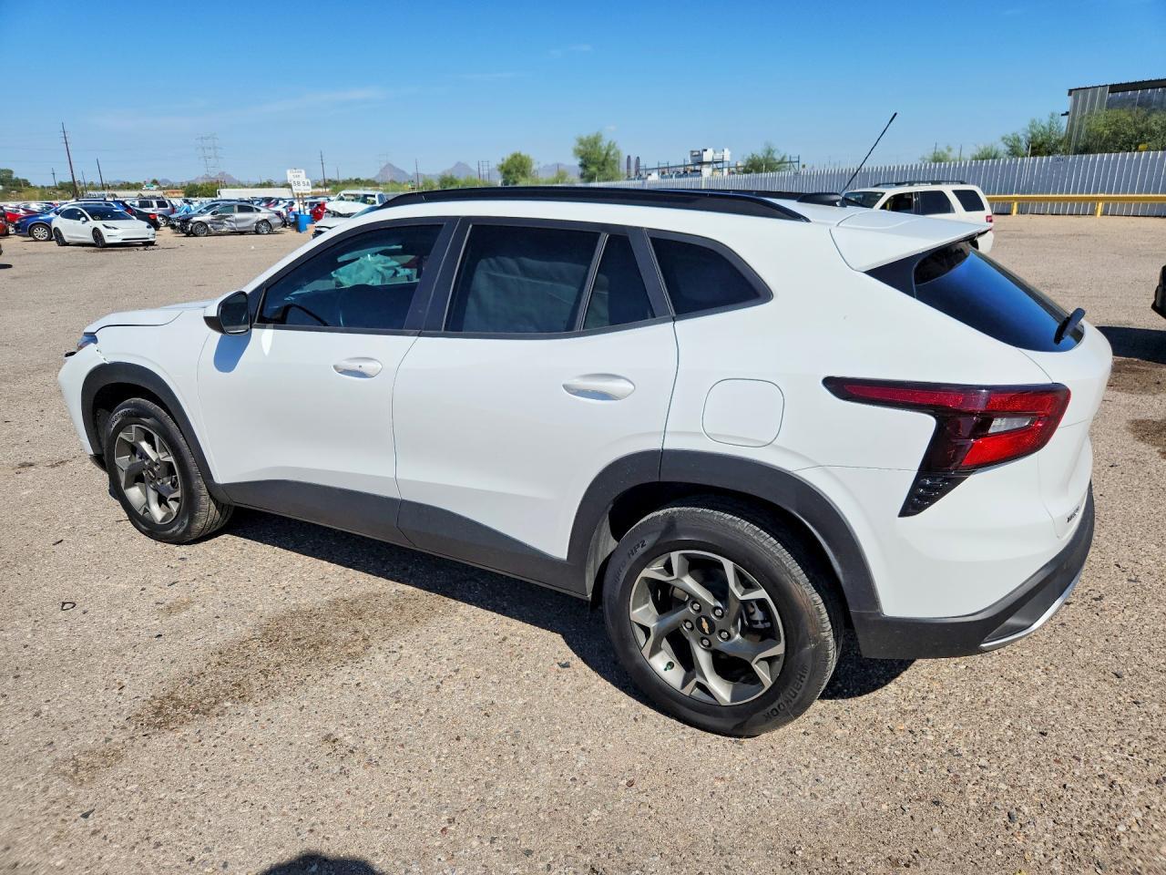 2026 Chevrolet Trax 1Lt - zdjęcie 2