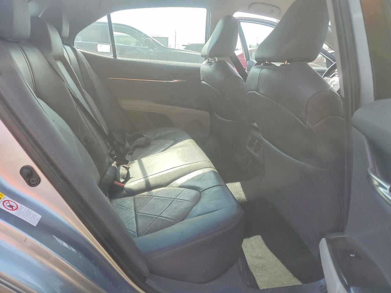 2018 Toyota Camry Xle - zdjęcie 10