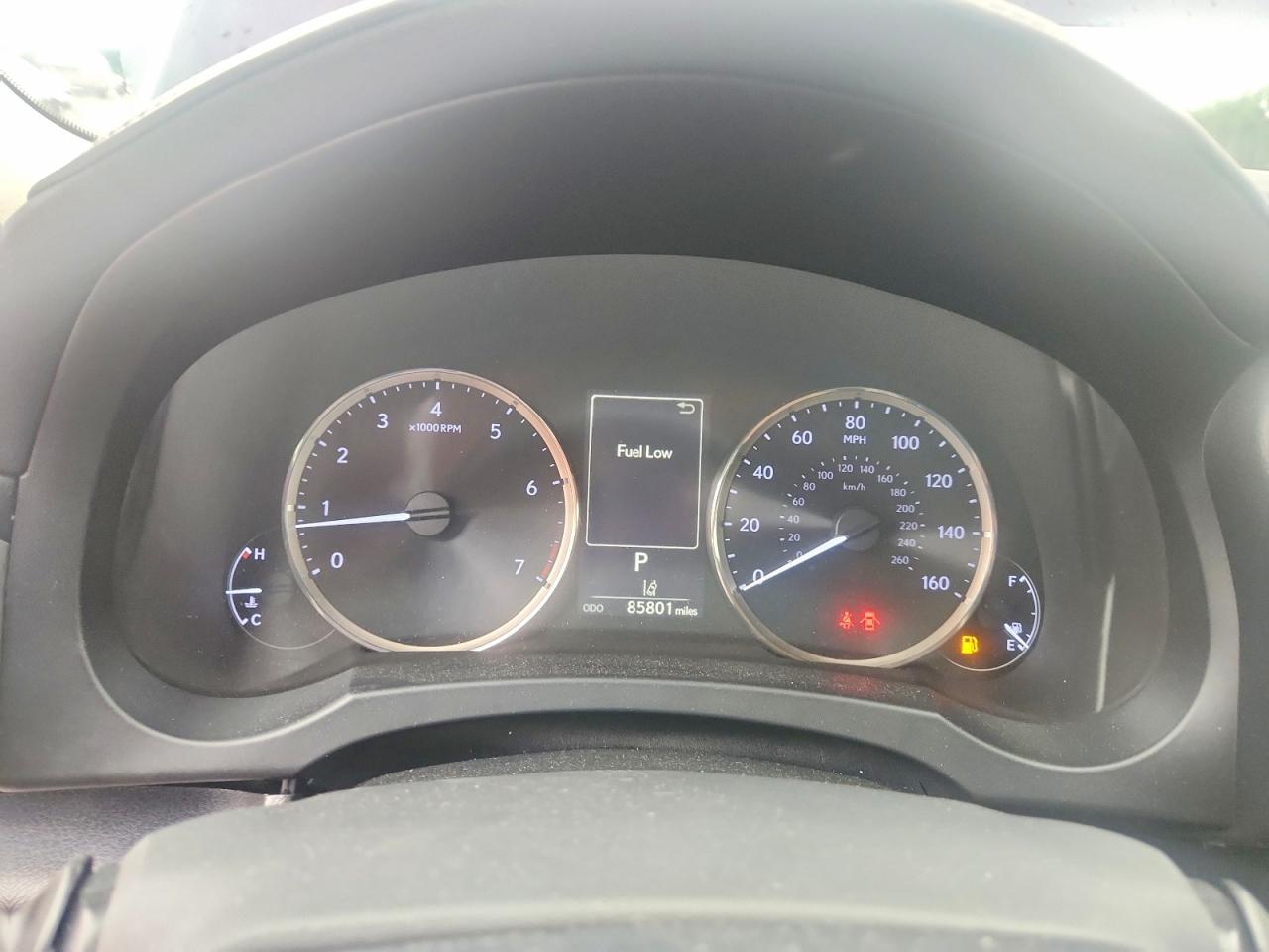 2017 Lexus Is 300 - zdjęcie 9