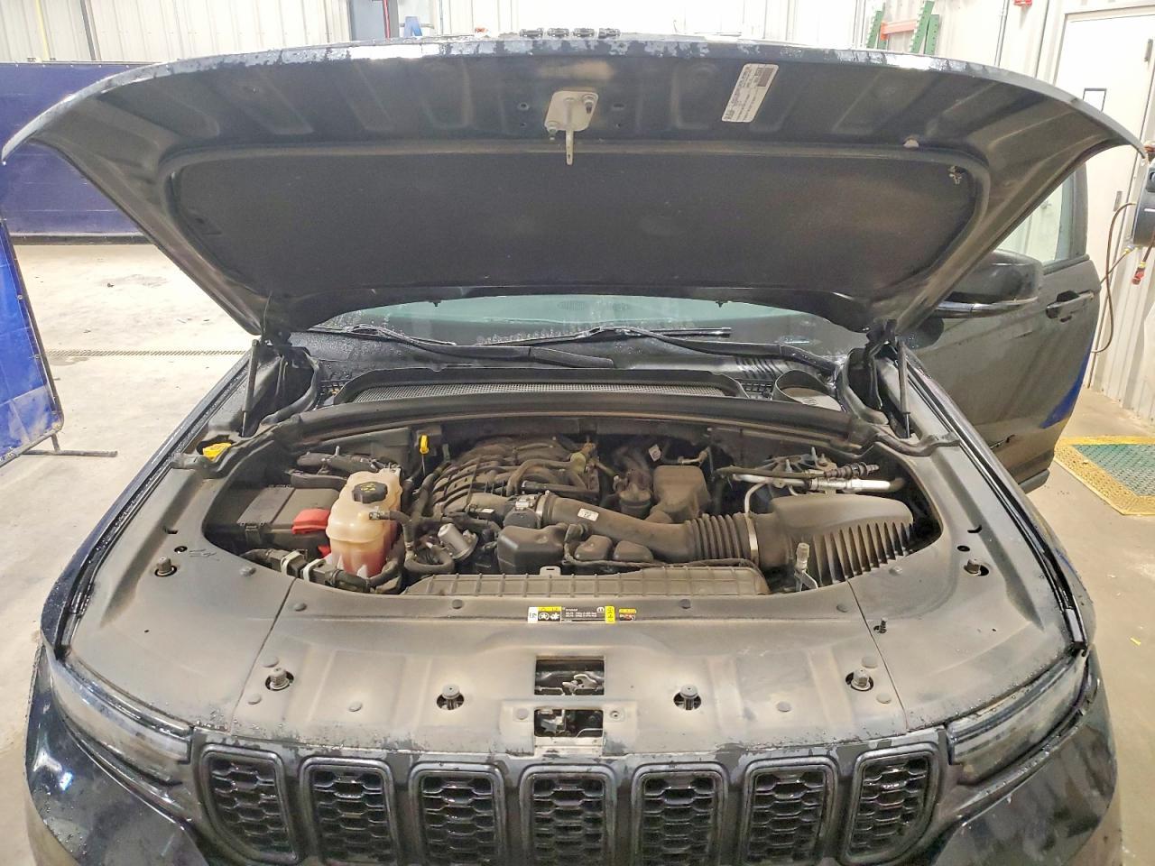 2024 Jeep Grand Cherokee L Laredo - zdjęcie 12