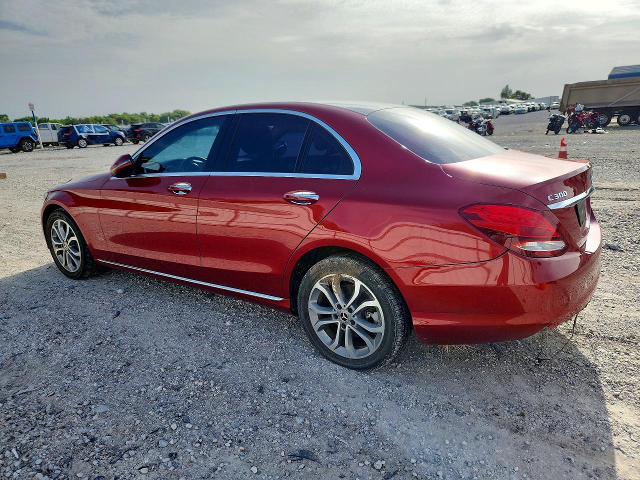 2017 Mercedes-Benz C 300 4Matic - zdjęcie 2