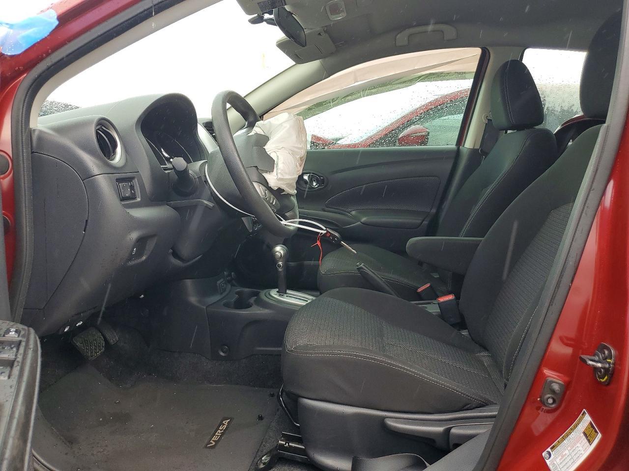 2019 Nissan Versa Sv - zdjęcie 7
