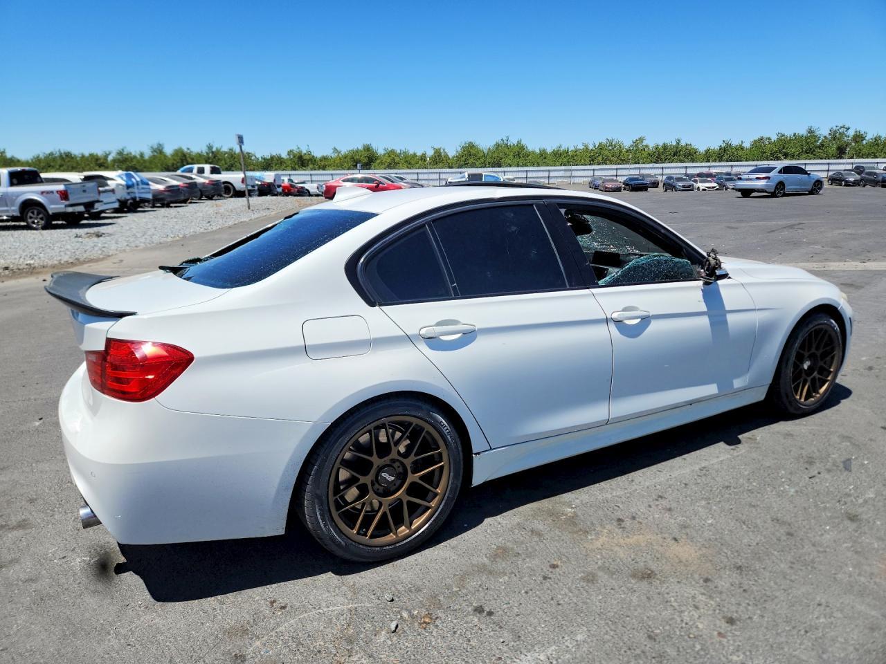 2014 BMW 335 I - zdjęcie 3