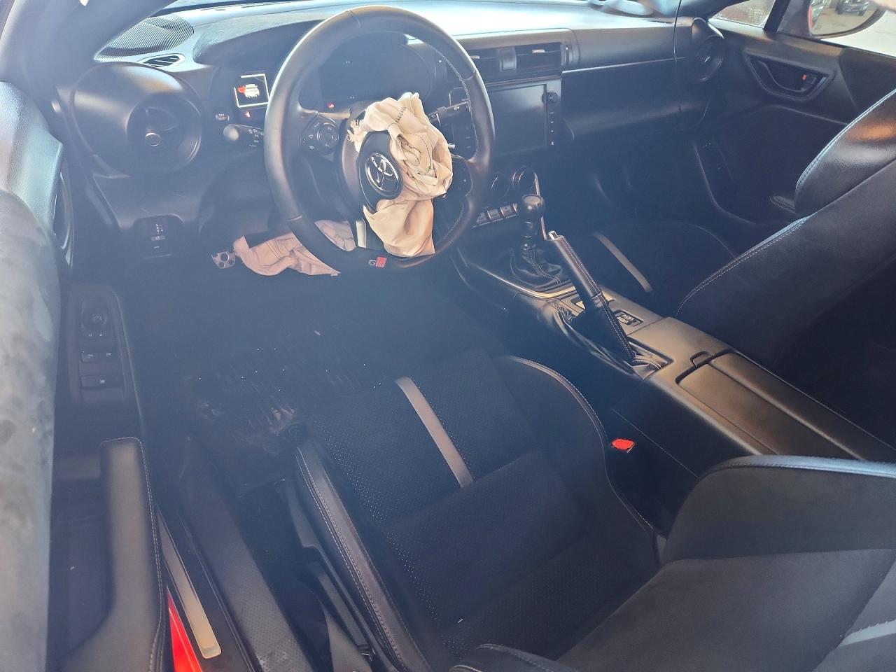 2024 Toyota Gr 86 Premium - zdjęcie 8