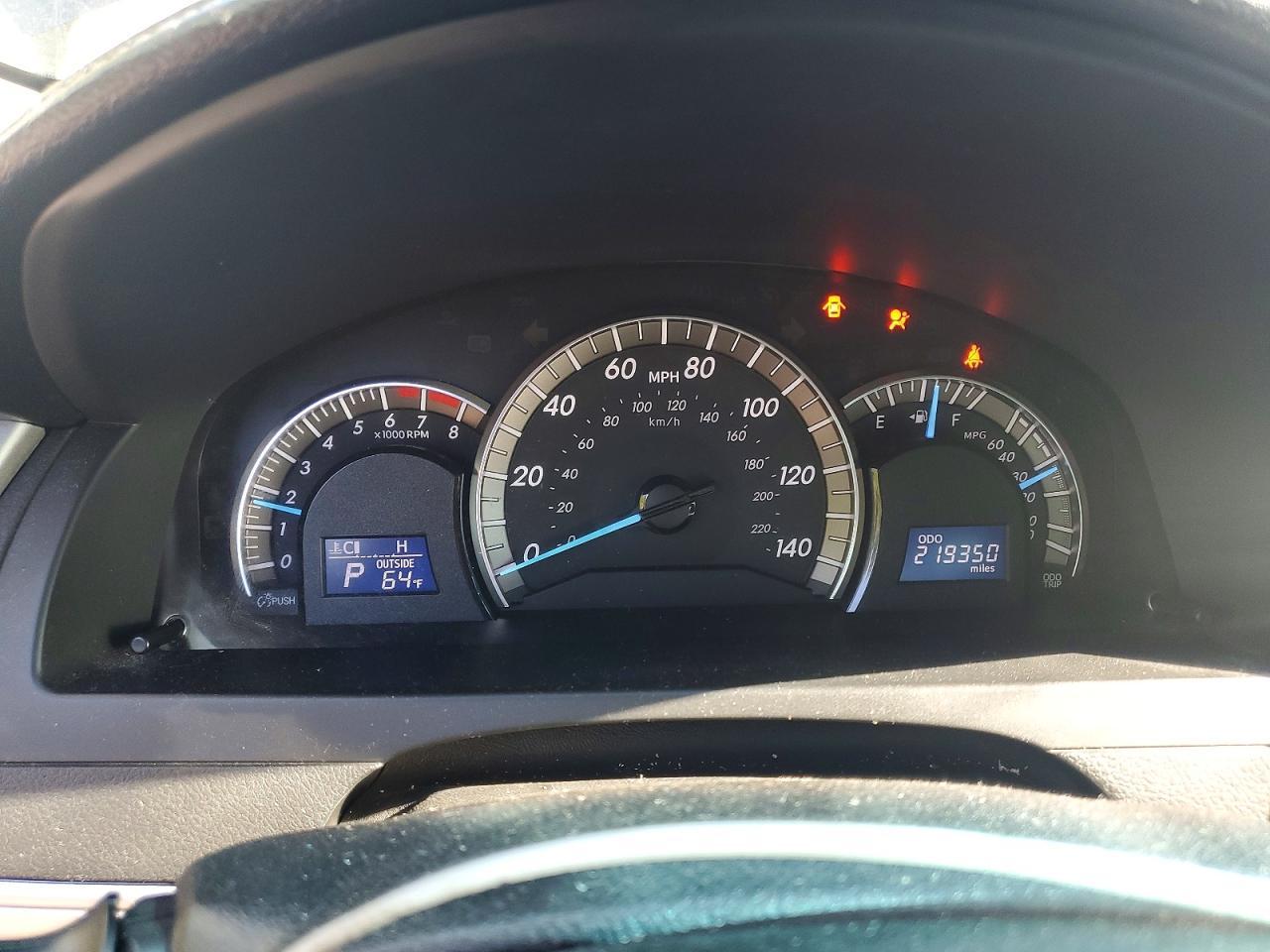2014 Toyota Camry Se - zdjęcie 9