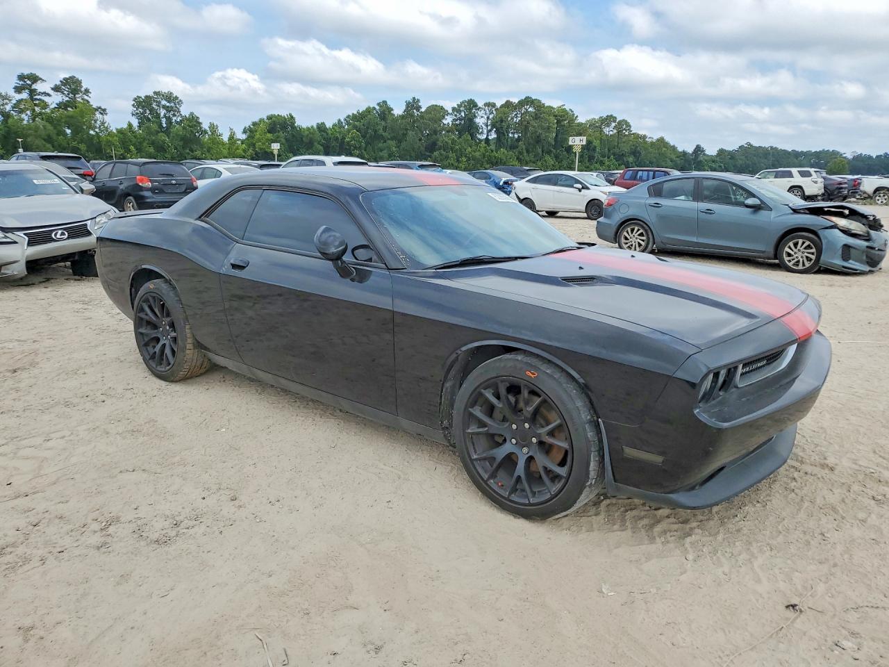 2013 Dodge Challenger Sxt - zdjęcie 4