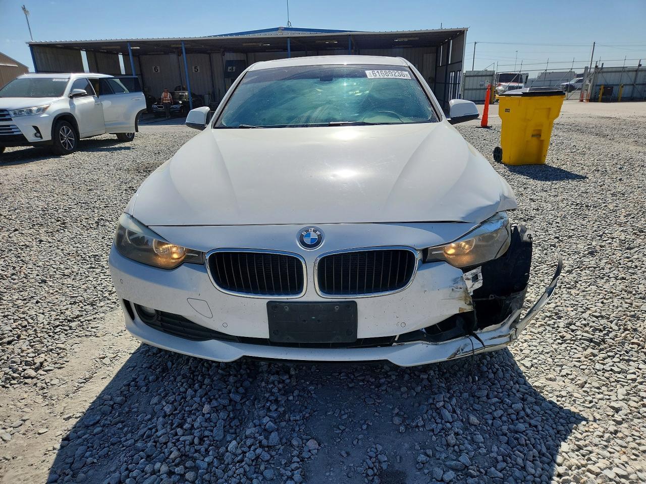 2015 BMW 320 I xDrive - zdjęcie 5