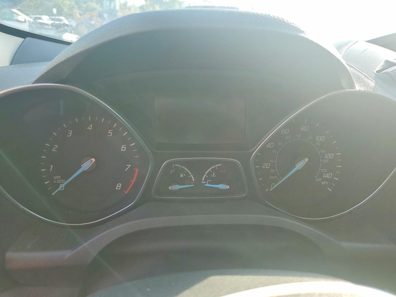 2016 Ford Escape - zdjęcie 9