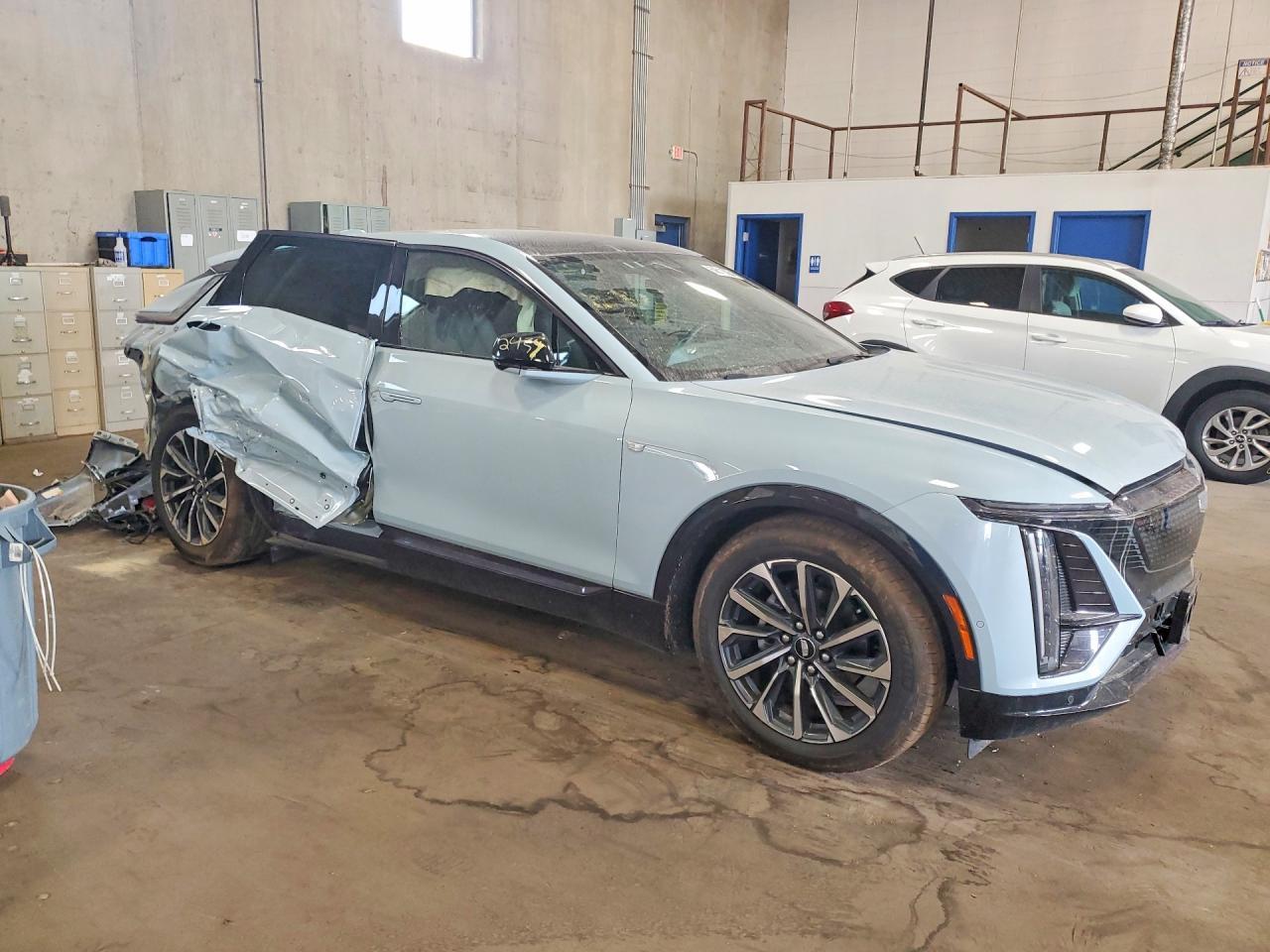 2024 Cadillac Lyriq Sport - zdjęcie 4