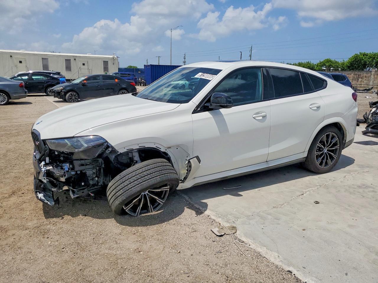 2026 BMW X6 M60I - zdjęcie główne
