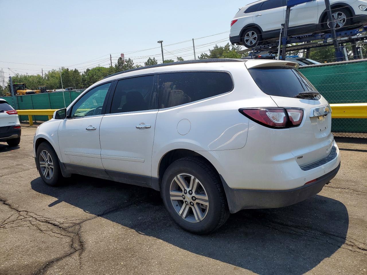 2016 Chevrolet Traverse Lt - zdjęcie 2