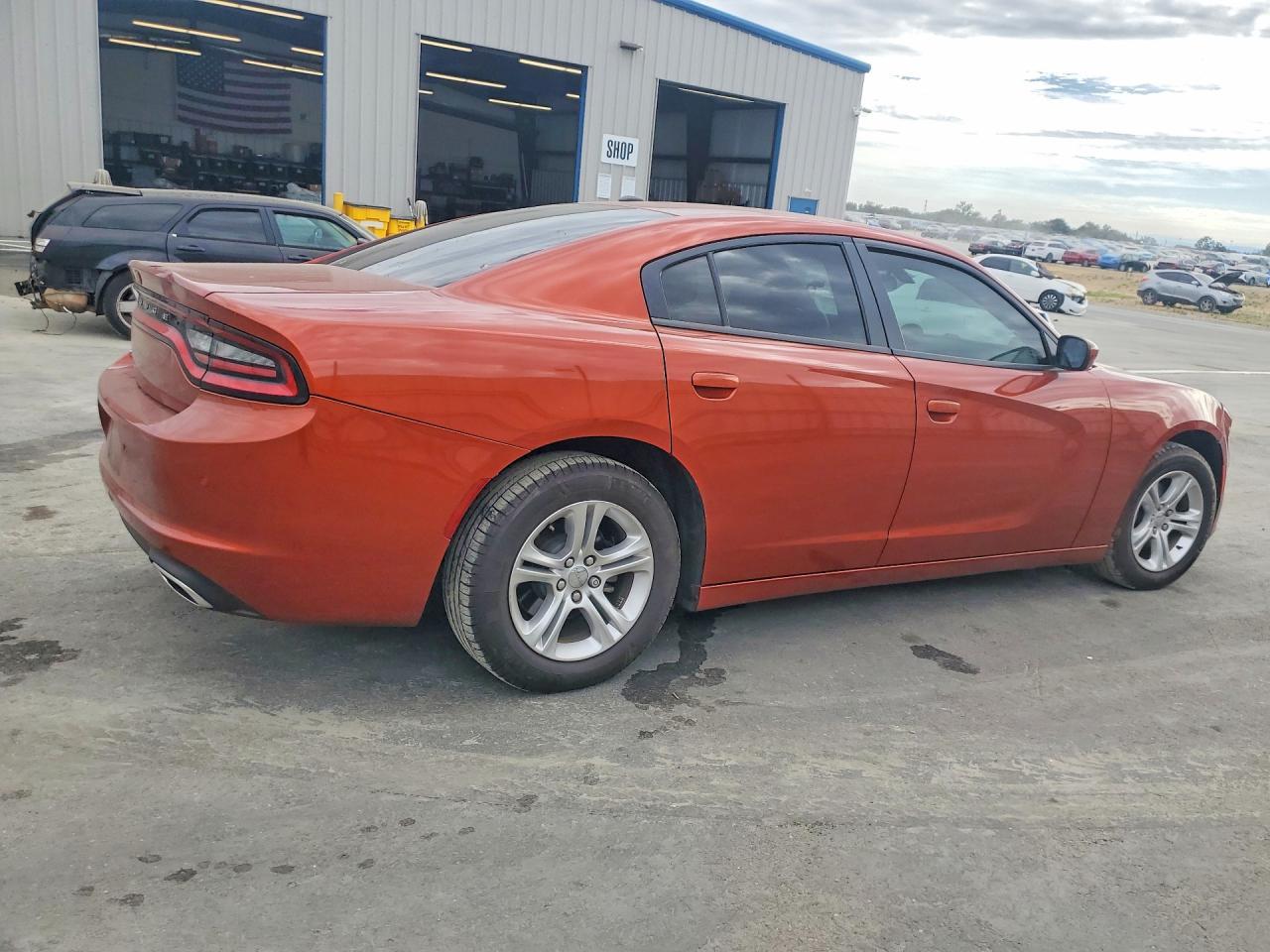2021 Dodge Charger Sxt - zdjęcie 3