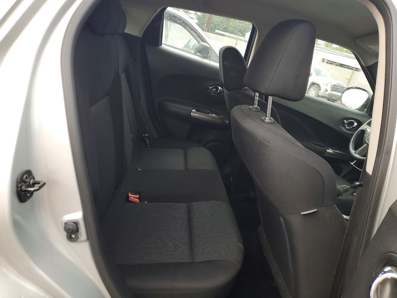 2014 Nissan Juke S - zdjęcie 11