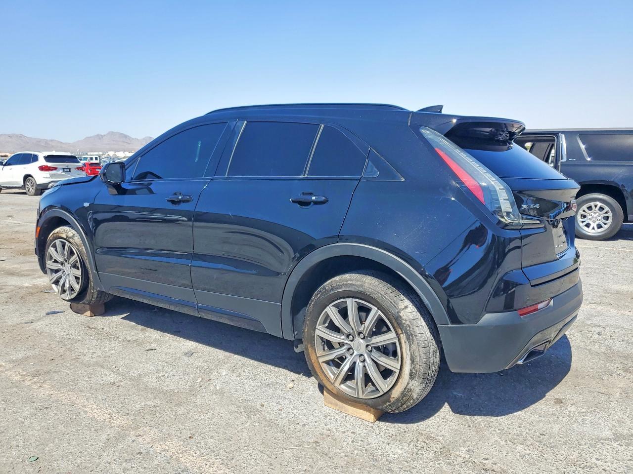 2019 Cadillac Xt4 Sport - zdjęcie 2